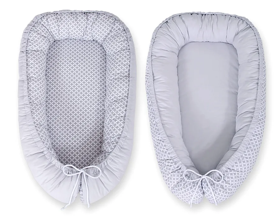 Dvipusis kūdikių kokonas „Premium Cocoon“ naujagimiams „BOBONO“, gėlės