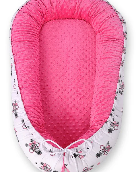 Dvipusis kūdikių kokonas „Premium Cocoon“ naujagimiams „BOBONO“ iš „minky“, spalvos: rožinė ir kitos