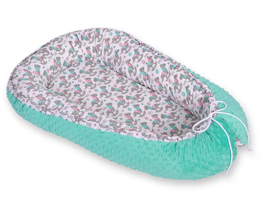 Dvipusis kūdikių kokonas „Premium Cocoon“ naujagimiams „BOBONO“ iš „minky“, spalvos: rožinė ir kitos