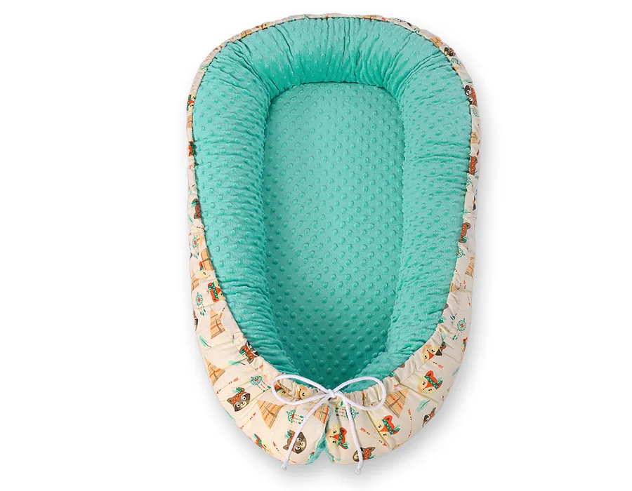 Dvipusis kūdikių kokonas „Premium Cocoon“ naujagimiams „BOBONO“ iš „minky“, spalvos: rožinė ir kitos