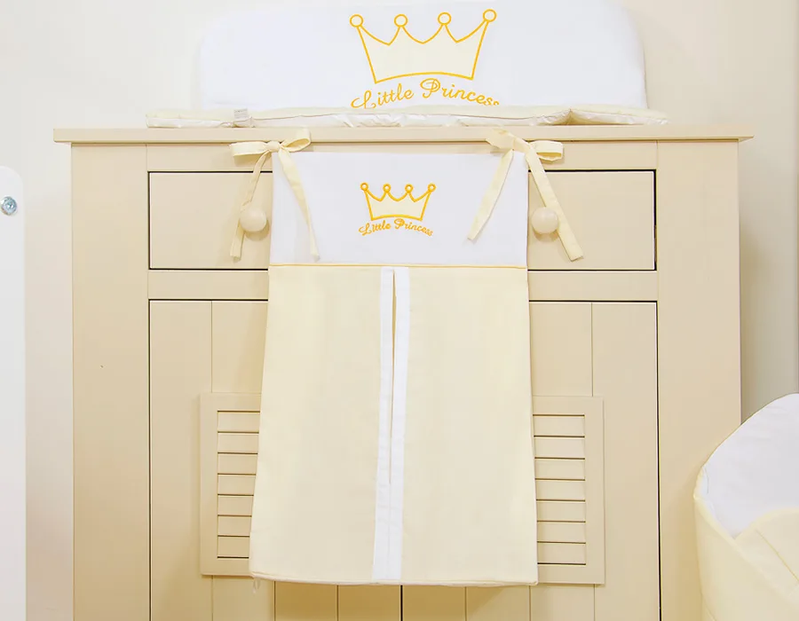 Kabinamas krepšys vystyklams, „Little Prince/Princess“, spalva: kreminė