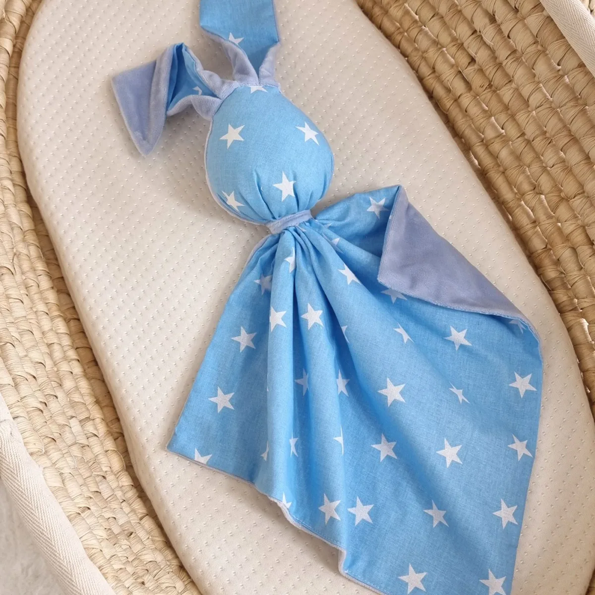 Migdukas zuikutis „DOUDOU“, dvipusis, medvilnė ir „minky“, mėlynos žvaigždutės