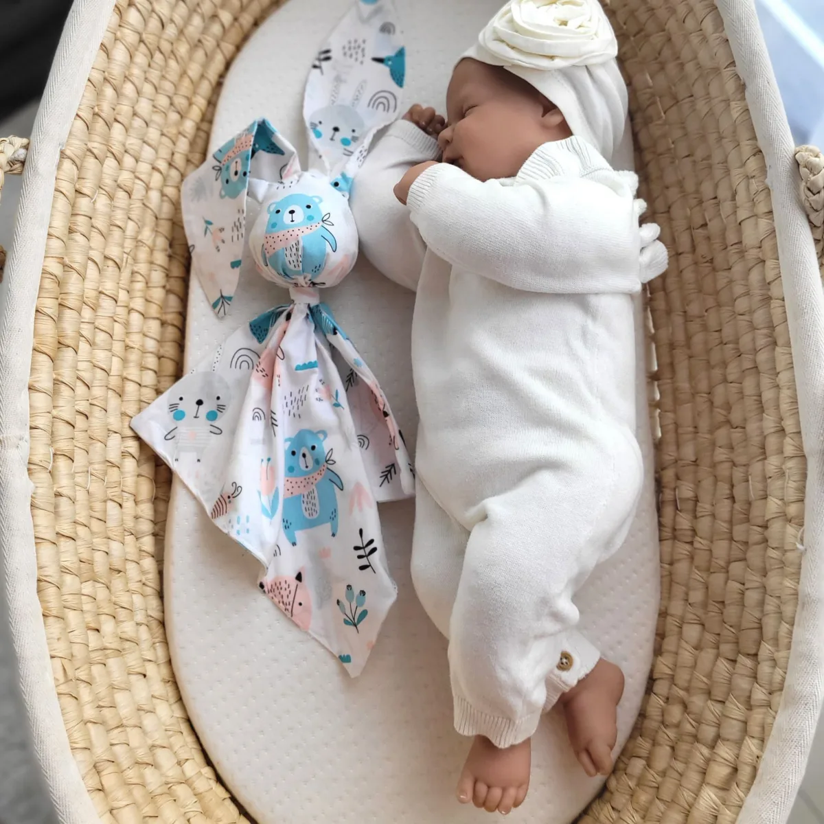 Medvilninis migdukas zuikutis „DOUDOU“, minkštas ir jaukus, meškiukai