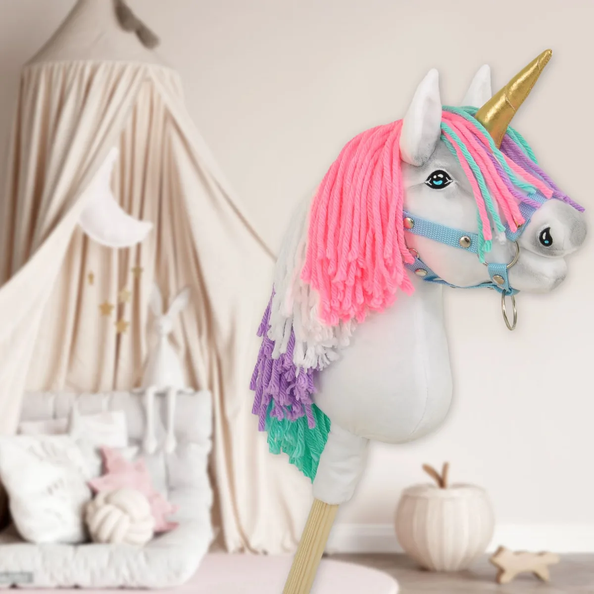 Vienaragis ant lazdos „Hobby Horse“, spalvos: geltona, pilka ir rožinė