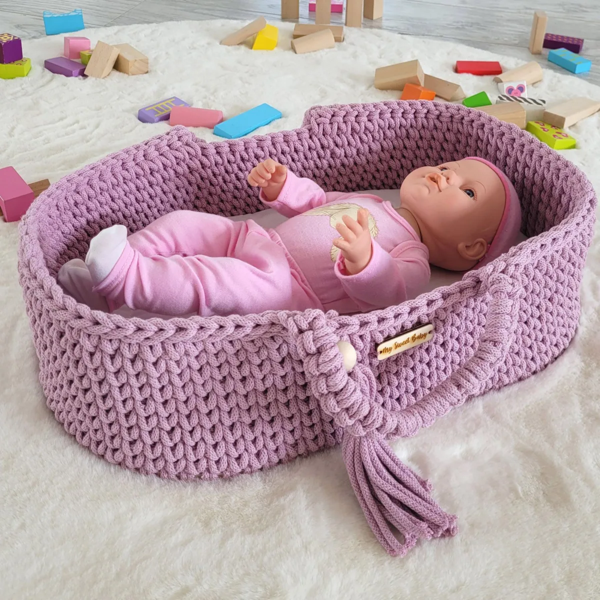 Medvilninis Mozės krepšelis lėlėms „BOHO“, spalvos: rožinė, smėlio ir kitos
