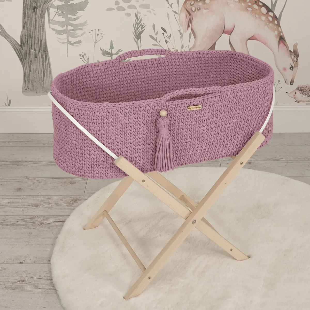 Mozės krepšelis „BOHO“, rankų darbo, su stovu, spalvos: smėlio, violetinė ir žalia