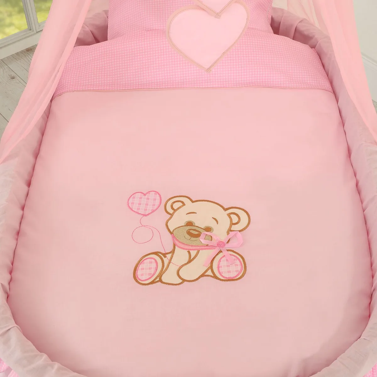 Pintas Mozės krepšelis su baldakimu „Bear with bow“, spalvos: balta, mėlyna ir rožinė