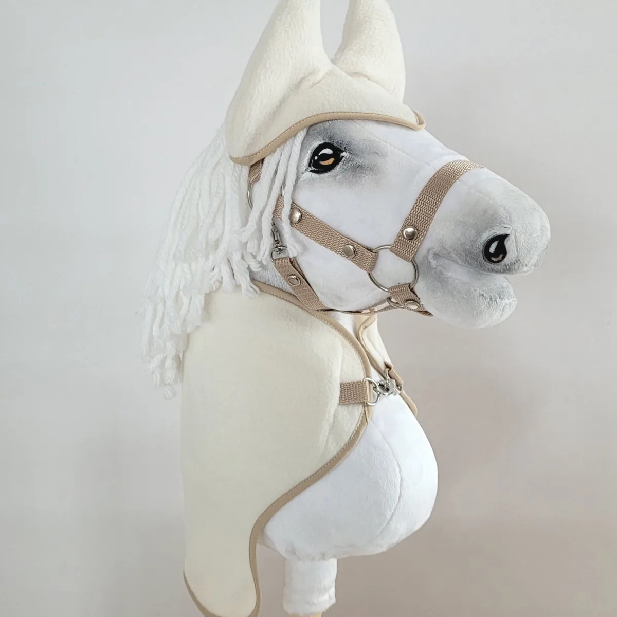 Rinkinys „Hobby Horse“ žirgui A3: flisinis apklotas ir ausinės, spalvos: smėlio, violetinė ir žalia