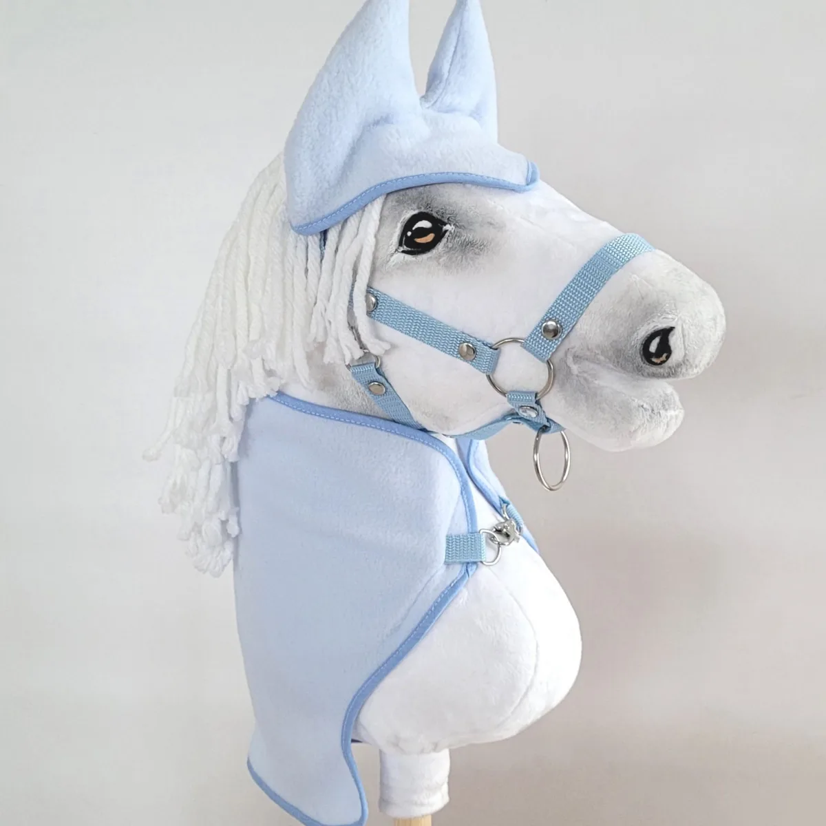 Rinkinys „Hobby Horse“ žirgui A3: flisinis apklotas ir ausinės, spalvos: mėlyna, oranžinė ir raudona