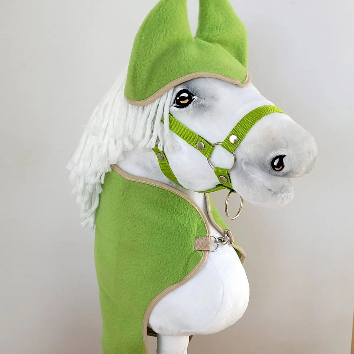 Rinkinys „Hobby Horse“ žirgui A3: flisinis apklotas ir ausinės, spalvos: smėlio, violetinė ir žalia
