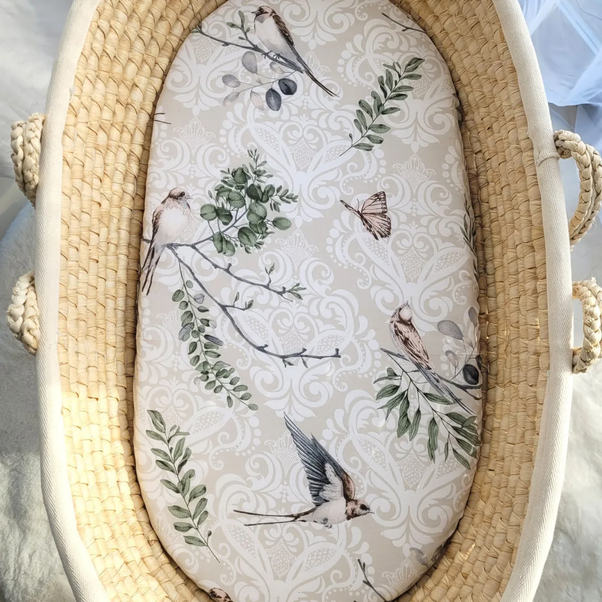 Medvilninė paklodė vežimėlio ar Mozės krepšelio čiužiniui 75x35 cm, spalvos: rožinė, ruda ir smėlio