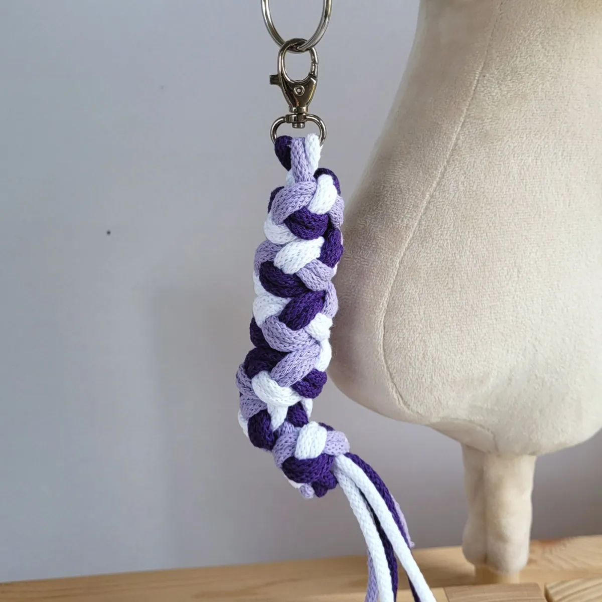 Pavadis „Hobby Horse“ žirgui iš dvigubos virvės, spalvos: smėlio ir violetinė
