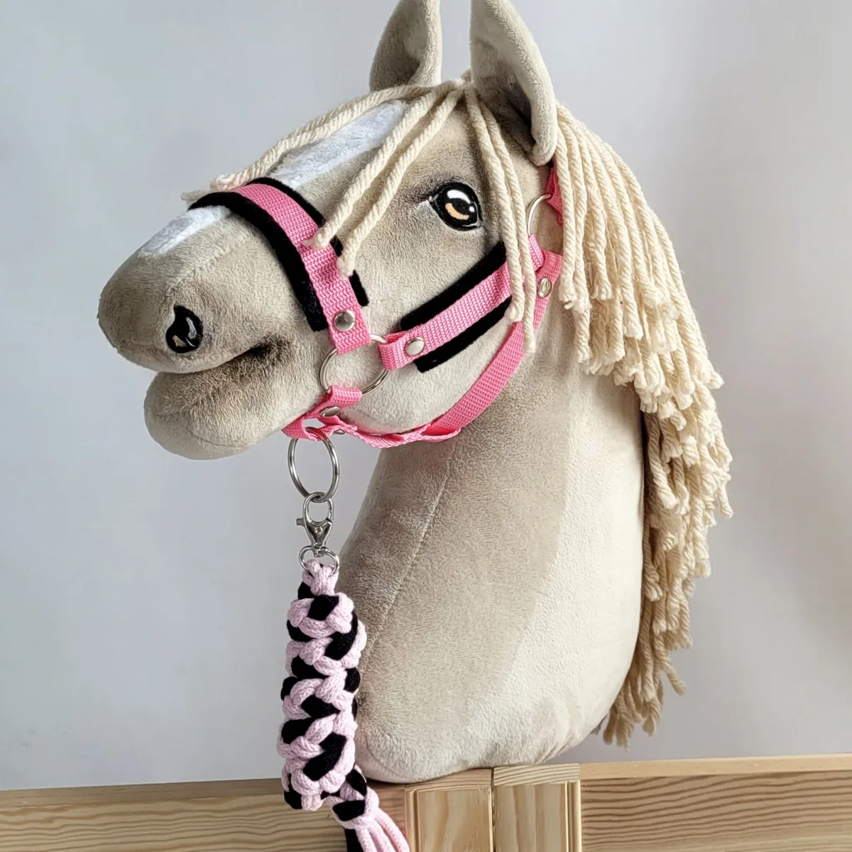 Pavadis „Hobby Horse“ žirgui iš dvigubos virvės, spalva: rožinė