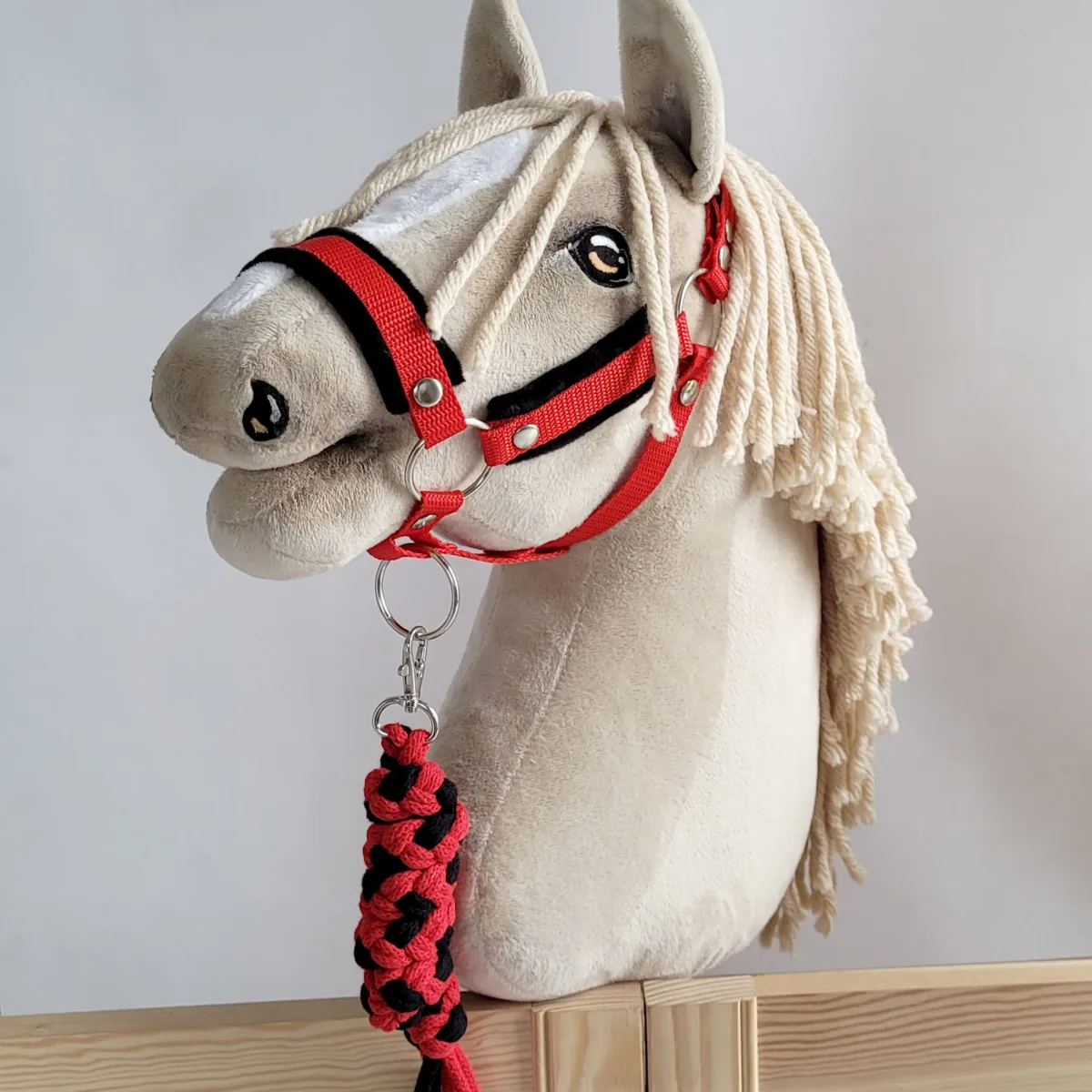 Pavadis „Hobby Horse“ žirgui iš dvigubos virvės, spalvos: raudona ir rožinė
