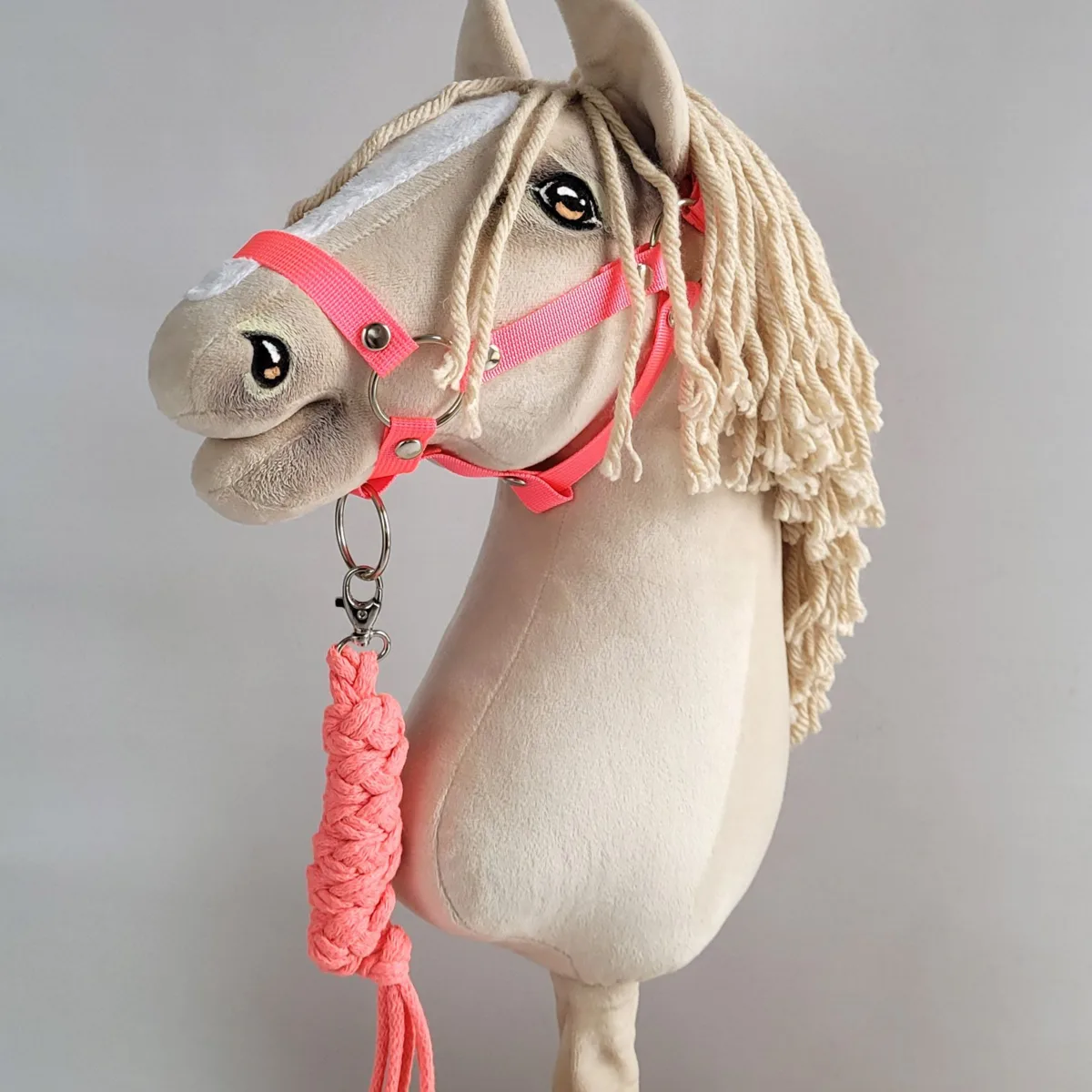 Pavadis „Hobby Horse“ žirgui iš dvigubos virvės, spalvos: raudona ir rožinė
