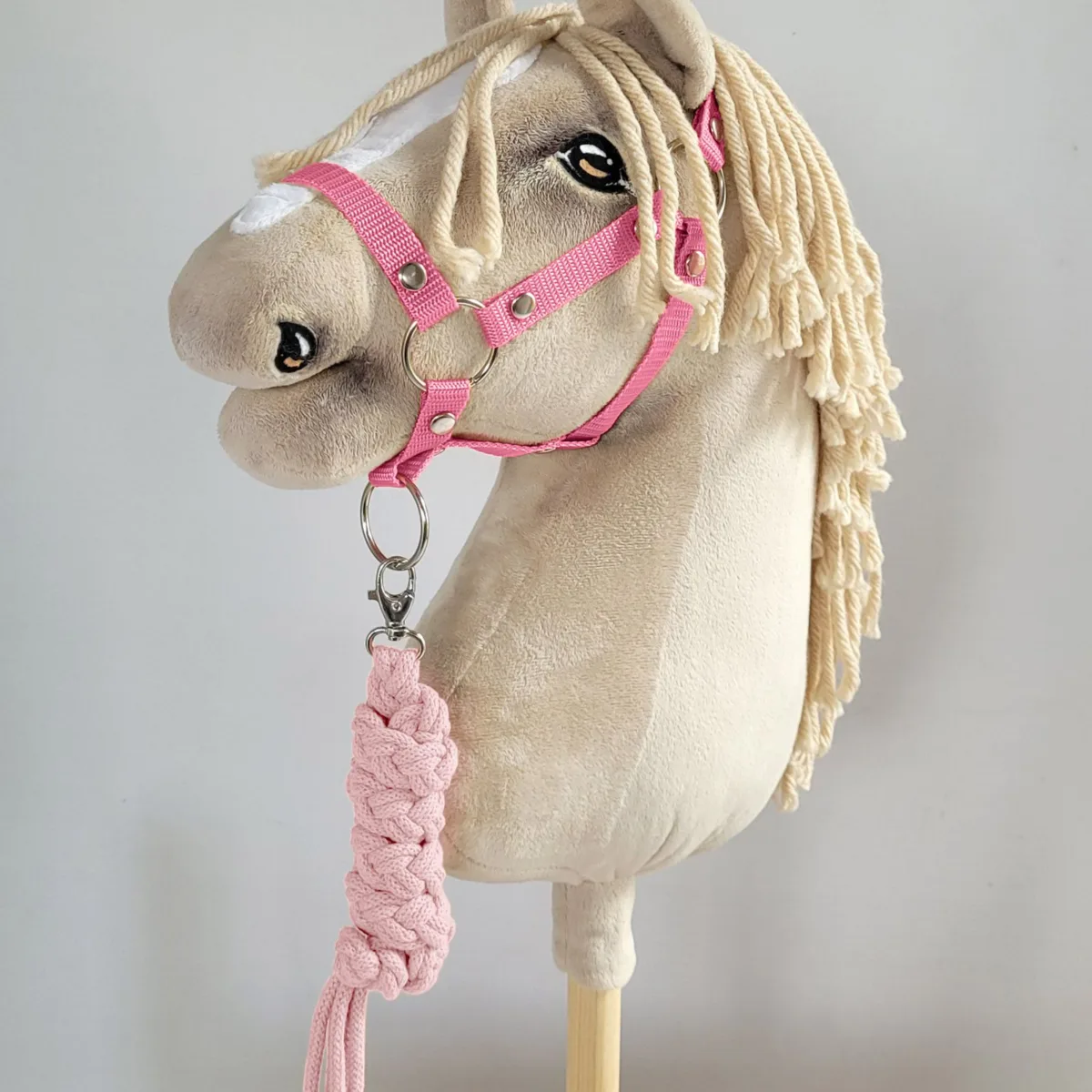 Pavadis „Hobby Horse“ žirgui iš dvigubos virvės, spalvos: raudona ir rožinė