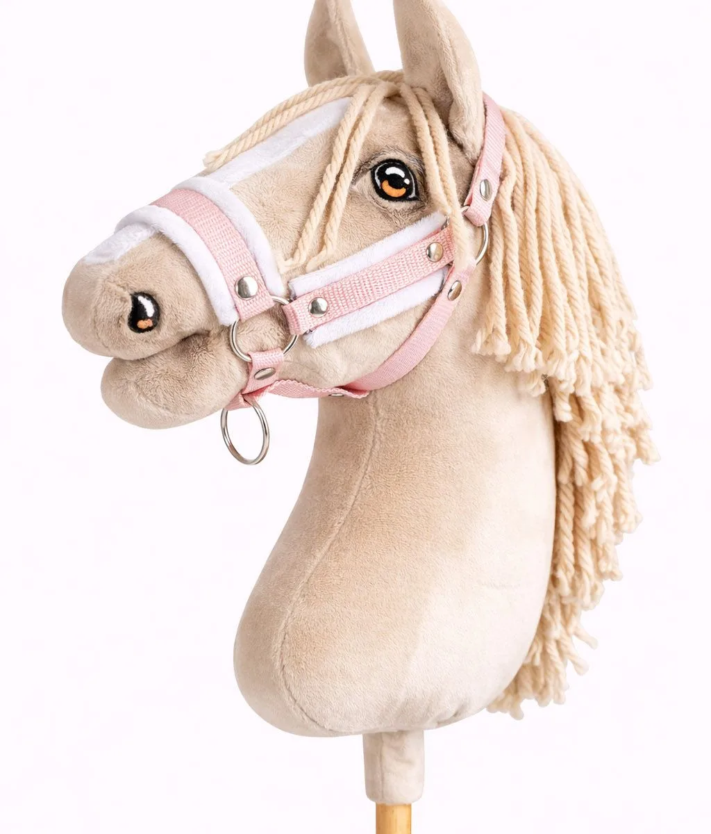 Reguliuojamas apynasris „Hobby Horse“ žirgui A3, pudros rožinė su baltu kailiuku