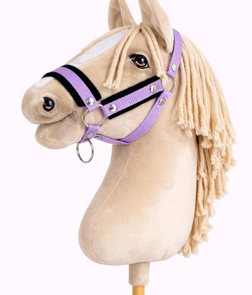 Reguliuojamas apynasris „Hobby Horse“ žirgui A3, violetinė su juodu kailiuku