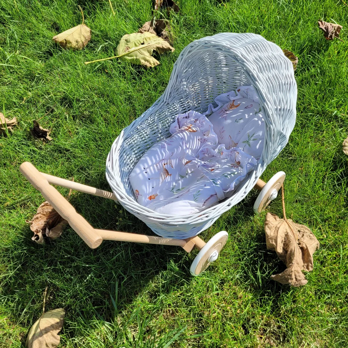 Pintas lėlių vežimėlis